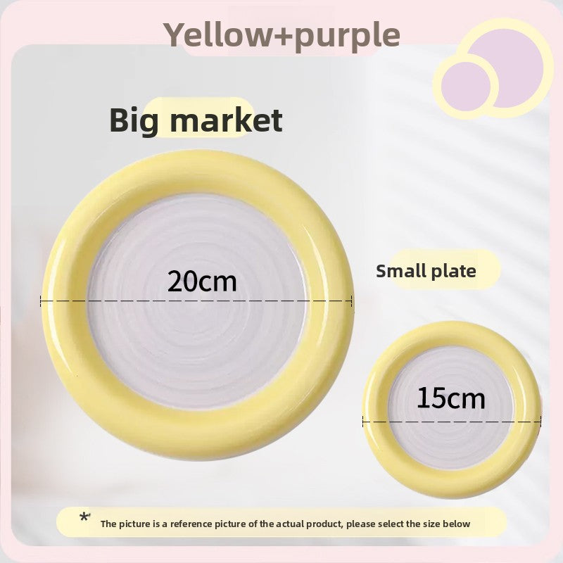 Flat Whisker-Friendly Ceramic Plate for Wet Food & Treats
