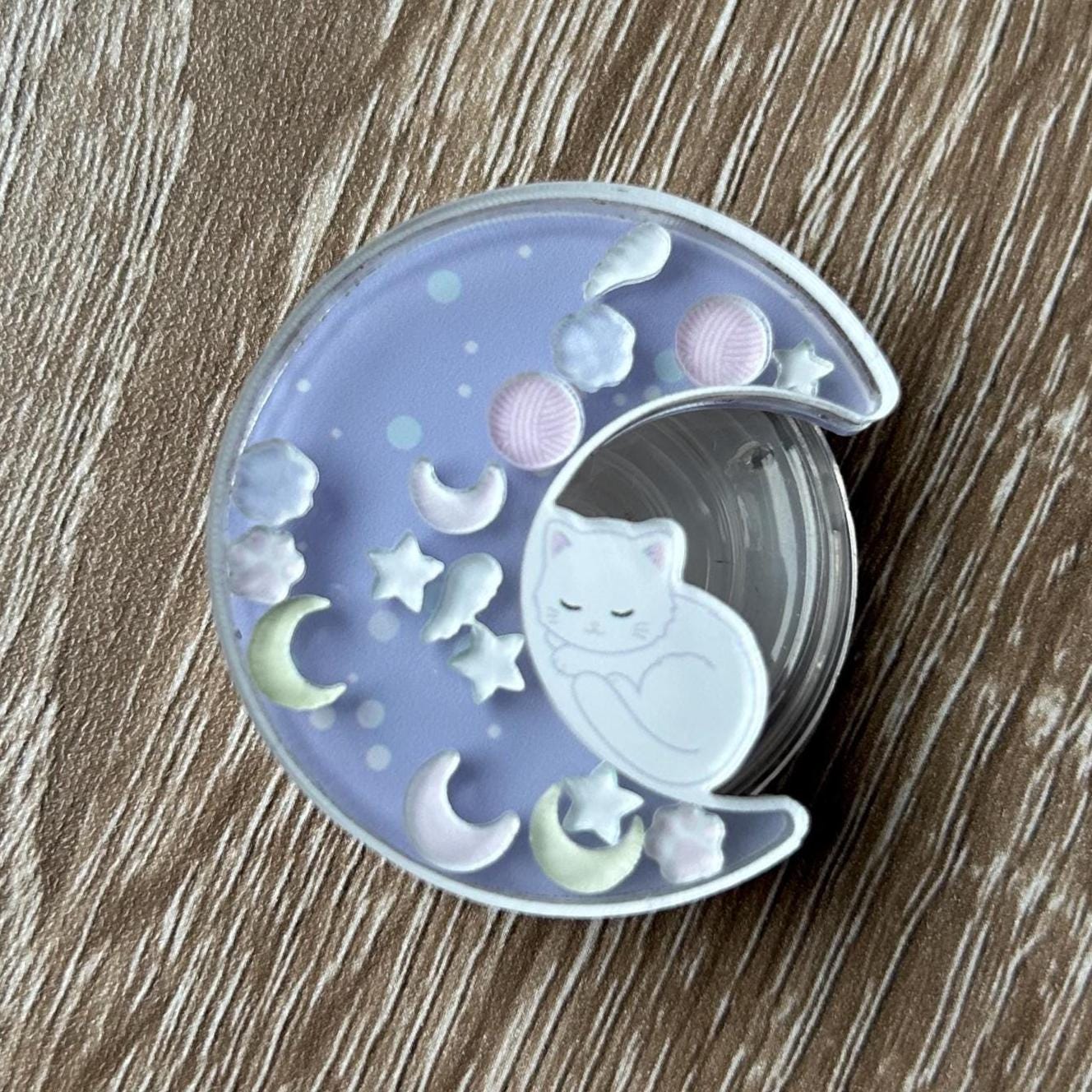 Crescent Moon Cat Shaker Phone Grip | Griptok